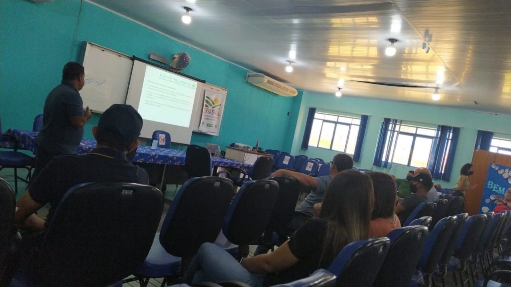 Seagri realizou oficina sobre o Programa Nacional de Crédito Fundiário em Amambai Seagri realizou oficina sobre o Programa Nacional de Crédito Fundiário em Amambai