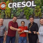 Ganhadora da Acia recebe prêmio de R$30 mil nesta segunda-feira (6) Ganhadora da Acia recebe prêmio de R$30 mil nesta segunda-feira (6)