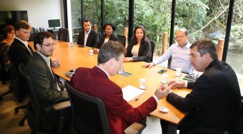 Governador abre diálogo para parcerias em diferentes setores com a UFGD Governador abre diálogo para parcerias em diferentes setores com a UFGD