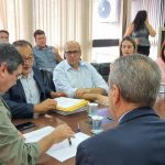 Prefeito, vice, secretários e vereadores de Amambai participam de audiência com o Governador do Estado em Campo Grande