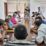 Prefeito, vice, secretários e vereadores de Amambai participam de audiência com o Governador do Estado em Campo Grande