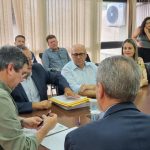 Prefeito, vice, secretários e vereadores de Amambai participam de audiência com o Governador do Estado em Campo Grande