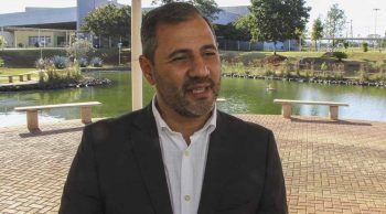 UEMS comemora 30 anos com legado de educação e formação profissional UEMS comemora 30 anos com legado de educação e formação profissional