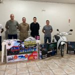 Militares do Corpo de Bombeiros realizam sorteio de prêmios em prol da construção da sede do Grêmio XX de Dezembro