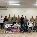 Militares do Corpo de Bombeiros realizam sorteio de prêmios em prol da construção da sede do Grêmio XX de Dezembro
