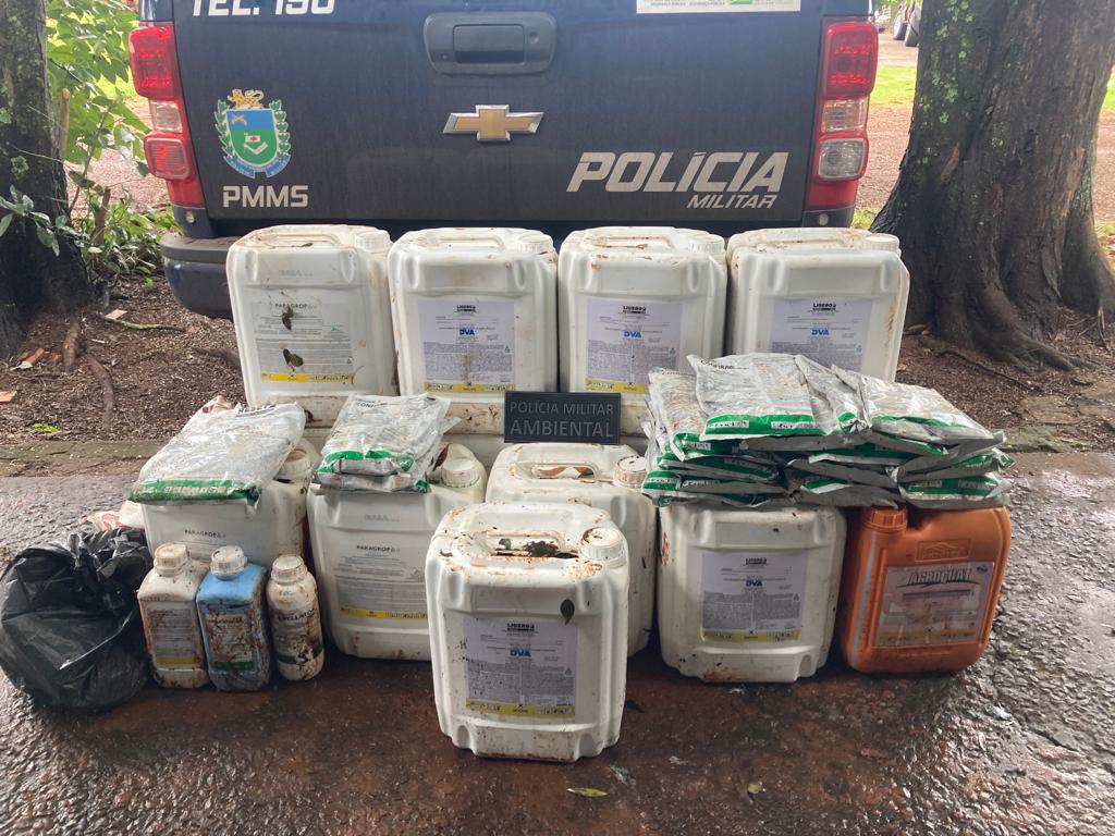 PMA de Amambai autua proprietário rural em R$ 11.000 por irregularidades no uso de agrotóxico PMA de Amambai autua proprietário rural em R$ 11.000 por irregularidades no uso de agrotóxico