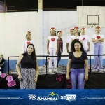 Alunos emocionam público durante apresentações da Festa da Família da Escola Municipal Julio Manvailer