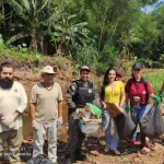 Alunos, servidores e militares realizam ação de preservação ambiental no Córrego Retiro