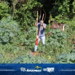 Alunos, servidores e militares realizam ação de preservação ambiental no Córrego Retiro