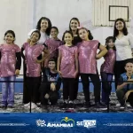 Alunos emocionam público durante apresentações da Festa da Família da Escola Municipal Julio Manvailer