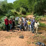 Alunos, servidores e militares realizam ação de preservação ambiental no Córrego Retiro