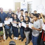 Centrinho entrega certificados de cursos gratuitos em Amambai