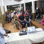 Centrinho entrega certificados de cursos gratuitos em Amambai