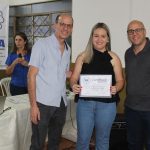 Centrinho entrega certificados de cursos gratuitos em Amambai