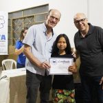 Centrinho entrega certificados de cursos gratuitos em Amambai