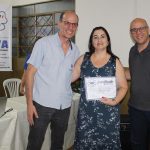 Centrinho entrega certificados de cursos gratuitos em Amambai