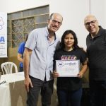 Centrinho entrega certificados de cursos gratuitos em Amambai