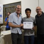 Centrinho entrega certificados de cursos gratuitos em Amambai