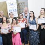 Centrinho entrega certificados de cursos gratuitos em Amambai