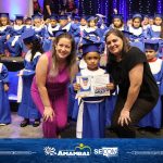 Escola Municipal Dr. Rachid Saldanha Derzi realiza cerimônia de formatura dos Prés 2024