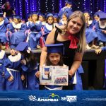 Escola Municipal Dr. Rachid Saldanha Derzi realiza cerimônia de formatura dos Prés 2024