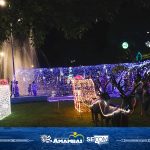 Espetáculo de cores, luzes e música marcaram a abertura do Natal de Luzes 2023 em Amambai