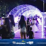 Espetáculo de cores, luzes e música marcaram a abertura do Natal de Luzes 2023 em Amambai