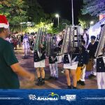 Espetáculo de cores, luzes e música marcaram a abertura do Natal de Luzes 2023 em Amambai