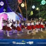 Espetáculo de cores, luzes e música marcaram a abertura do Natal de Luzes 2023 em Amambai