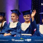 Escola Municipal Dr. Rachid Saldanha Derzi realiza cerimônia de formatura dos Prés 2024
