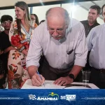 Prefeitura de Amambai, Governo do Estado, Grupo Solo Mio e Câmara Municipal inauguraram Escola Novo Horizonte