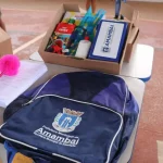 Amambai: Estudantes da rede municipal voltam às aulas com mochilas e kits escolares novos