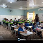Com um misto de emoções, estudantes da rede municipal voltam às aulas para mais um ano letivo
