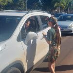 Plantio e distribuição de mudas marcam mais um dia da programação especial de Meio Ambiente em Amambai