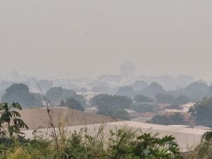 Fumaça das queimadas cobre 80% do Brasil e atinge Amambai Fumaça das queimadas cobre 80% do Brasil e atinge Amambai