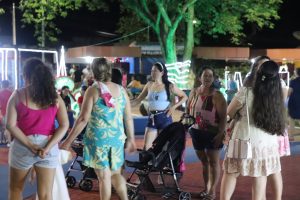 Abertura do Natal de Luzes em Amambai: Confira os registros de uma noite mágica