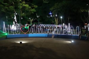 Abertura do Natal de Luzes em Amambai: Confira os registros de uma noite mágica