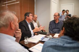 Amambai ganha novas ciclovias e pavimentação de bairros para qualificar infraestrutura urbana