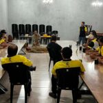 Trilheiros do Tatu Peba recebem treinamento de primeiros socorros com o Corpo de Bombeiros