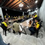 Trilheiros do Tatu Peba recebem treinamento de primeiros socorros com o Corpo de Bombeiros