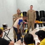 Trilheiros do Tatu Peba recebem treinamento de primeiros socorros com o Corpo de Bombeiros