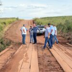 Amambai e Juti avançam em parceria para manutenção de estradas rurais