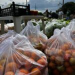 Vila Cristina recebe mais uma entrega de alimentos do Programa de Aquisição de Alimentos (PAA)