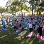 Yoga para todos: 2ª edição do Festival de Yoga Vida Saudável leva saúde e inclusão ao Parque das Nações Indígenas