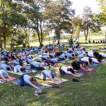 Yoga para todos: 2ª edição do Festival de Yoga Vida Saudável leva saúde e inclusão ao Parque das Nações Indígenas