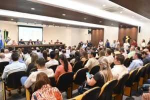 Governo de MS apresenta proposta de nova arquitetura da saúde às prefeituras do Estado