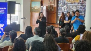 SED/MS lança e-book com práticas inclusivas para estudantes com deficiência auditiva na Rede Estadual de Ensino