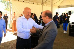 Energia limpa e inovação: Agems e Energisa reinauguram Flor Solar no Parque das Nações Indígenas