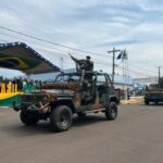 Desfile cívico-militar abre programação de aniversário de 77 anos de Amambai