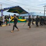 Desfile cívico-militar abre programação de aniversário de 77 anos de Amambai